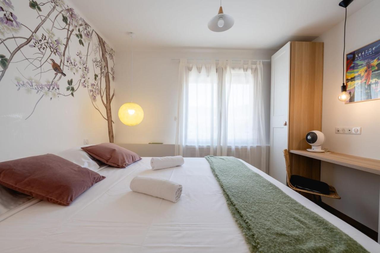 Les Hirondelles - Appartement 3 Chambres A Annecy Bagian luar foto